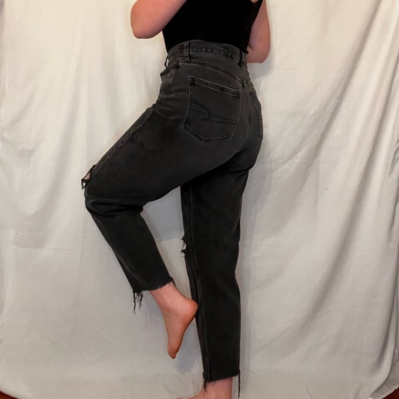 AE Relaxed Distressed Mom Jeans - Picture 2 of 6